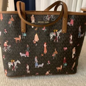 Michael Kors Brown Tote with Multicolor Print